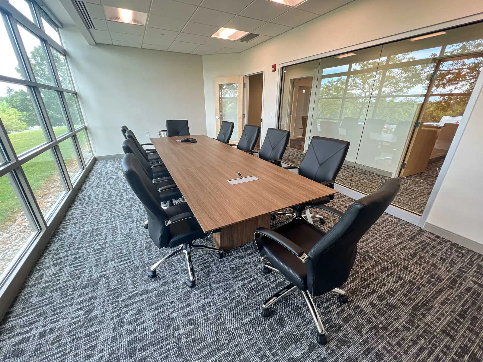 Office in Coraopolis, PA — Lease in Coraopolis, PA, photo 4 of 8