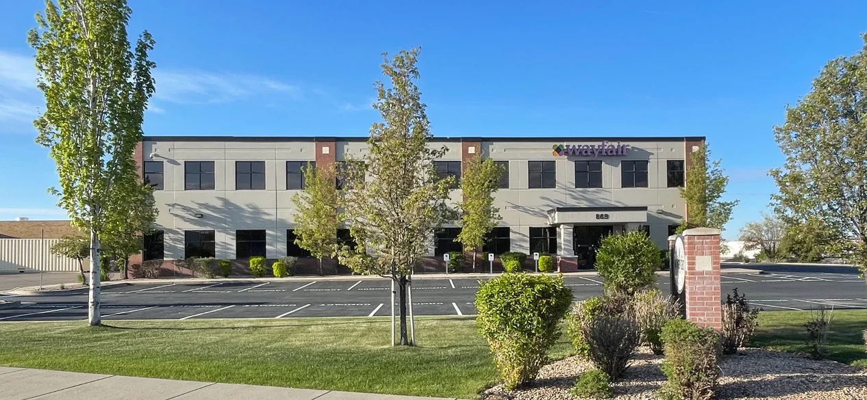 869 W Hillfield Rd - photo 2 - Layton, UT