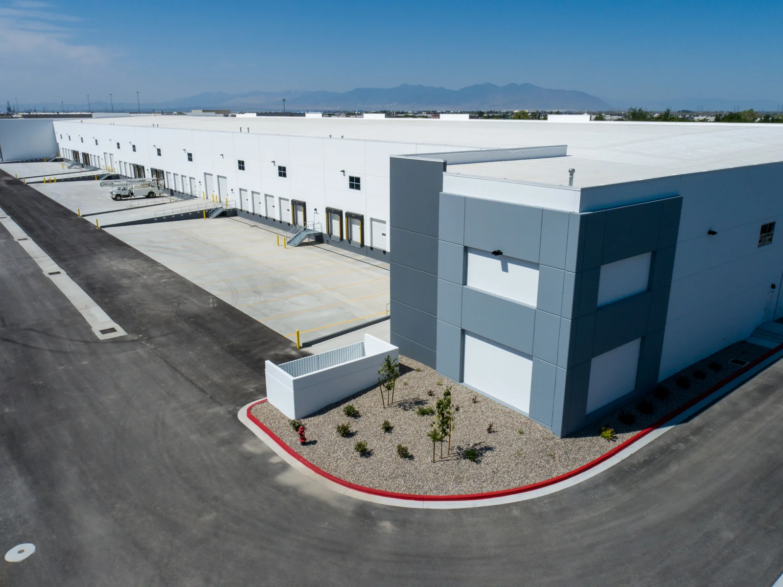 Woods Cross Commerce Center — Sale in Woods Cross, UT, photo 5 of 8