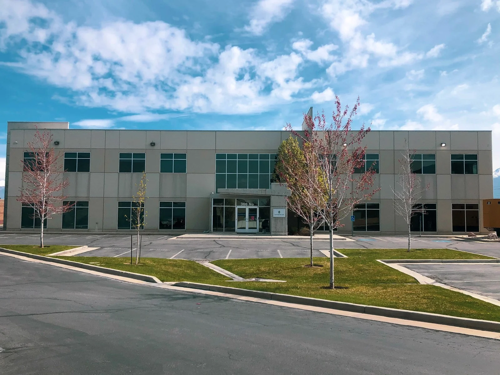 330 & 360 N Cutler Dr - UNDER CONTRACT — Lease in North Salt Lake, UT, photo 1 of 7