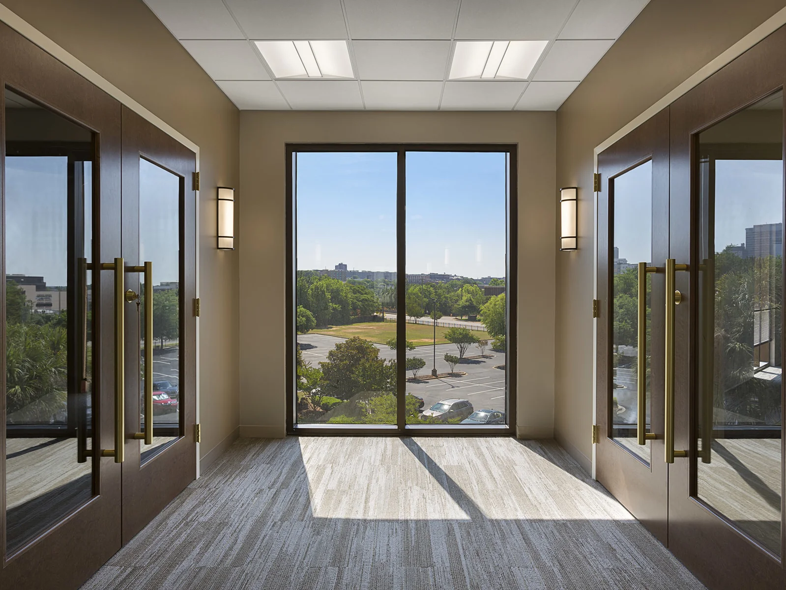 Vista Business Center at 500 Taylor — Lease in Columbia, SC, photo 3 of 5