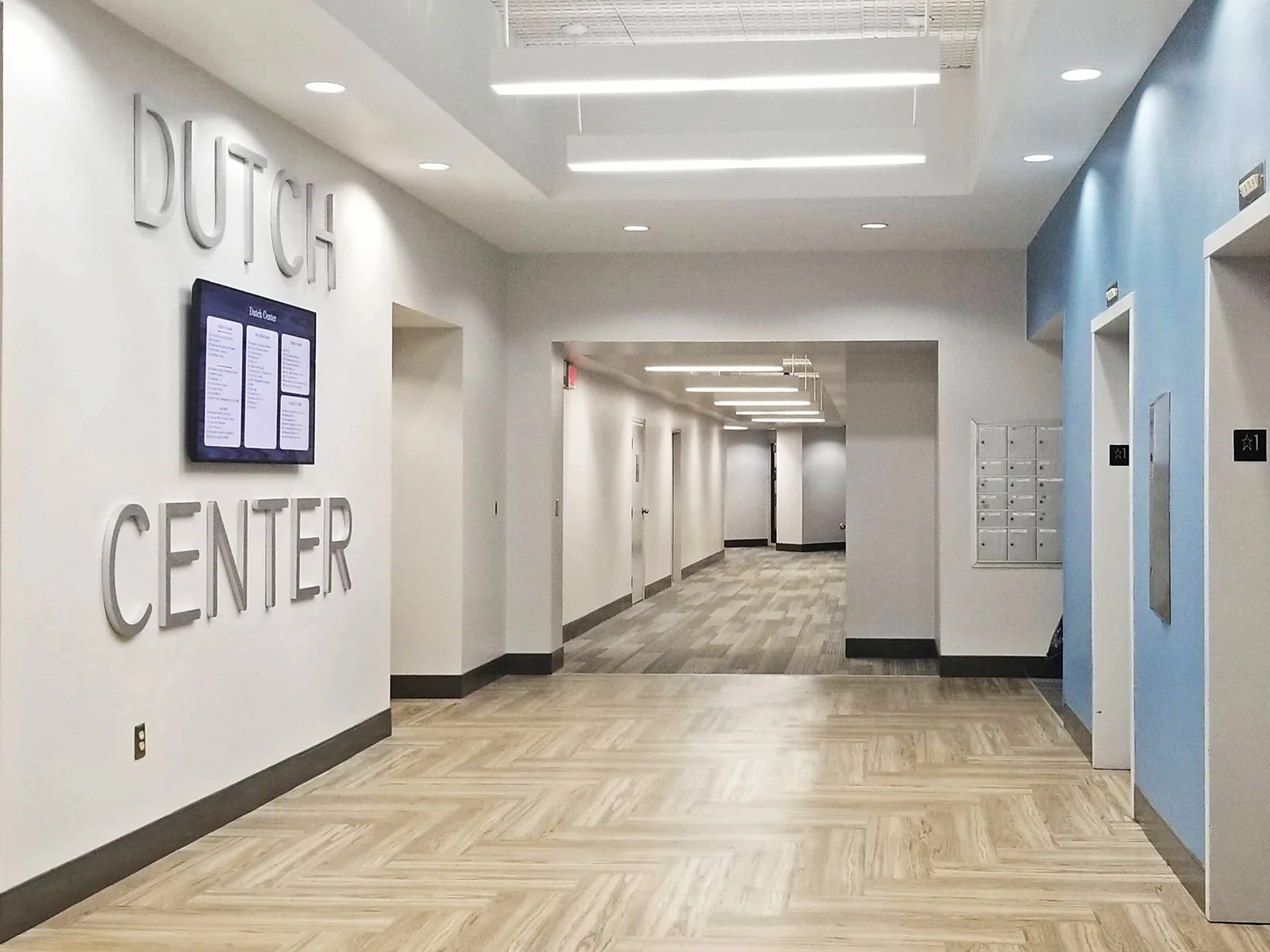 The Dutch Center — Lease in Columbia, SC, photo 2 of 2