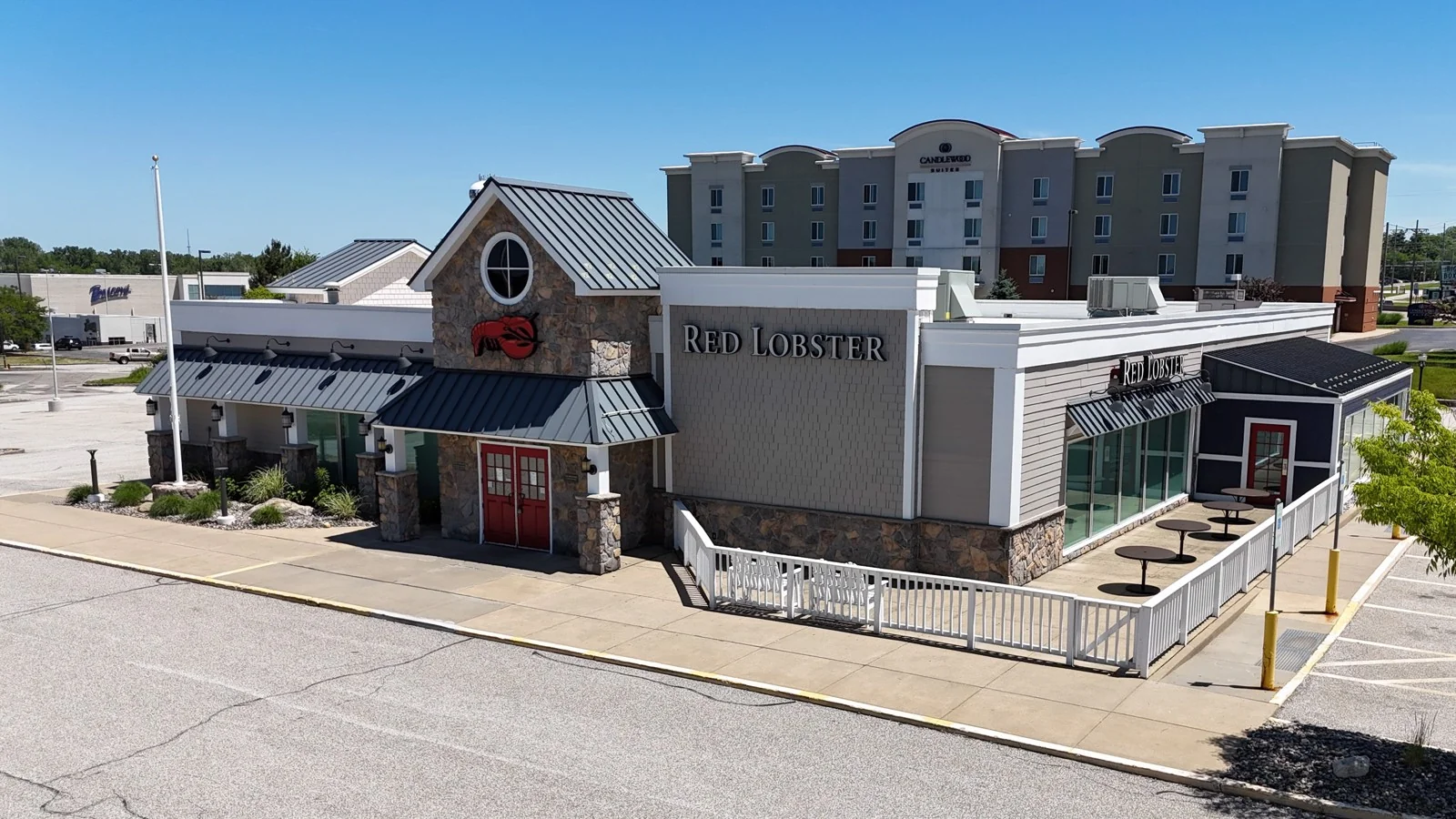 Retail in Erie, PA — Lease in Erie, PA, photo 1 of 4