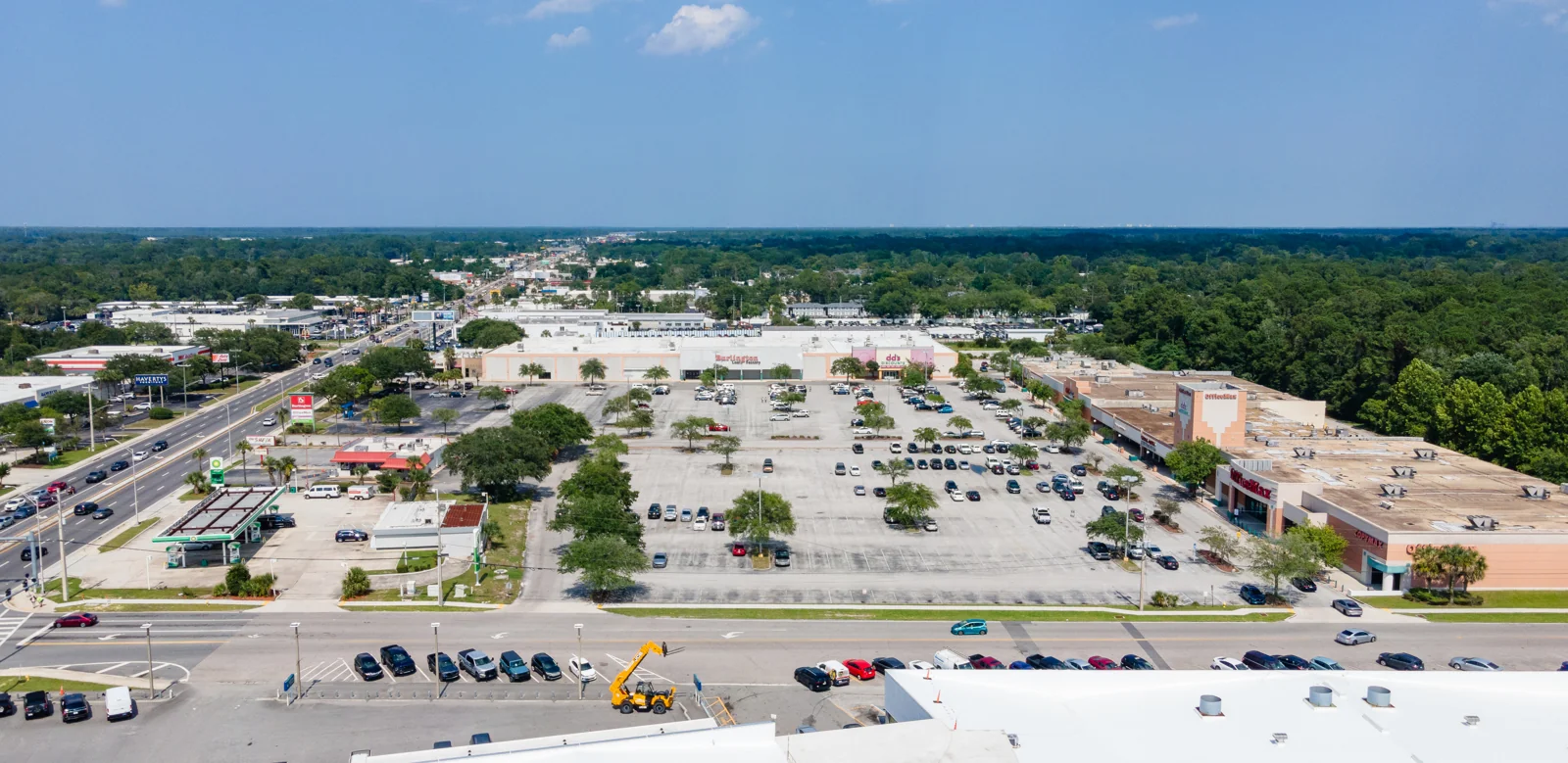 Regency Plaza - Big Box & In-Line Spaces — Lease in Jacksonville, FL, photo 6 of 6
