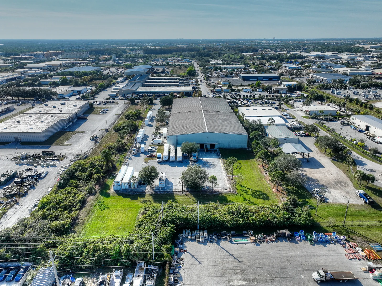 Industrial in Fort Myers, FL - photo 4 - Fort Myers, FL