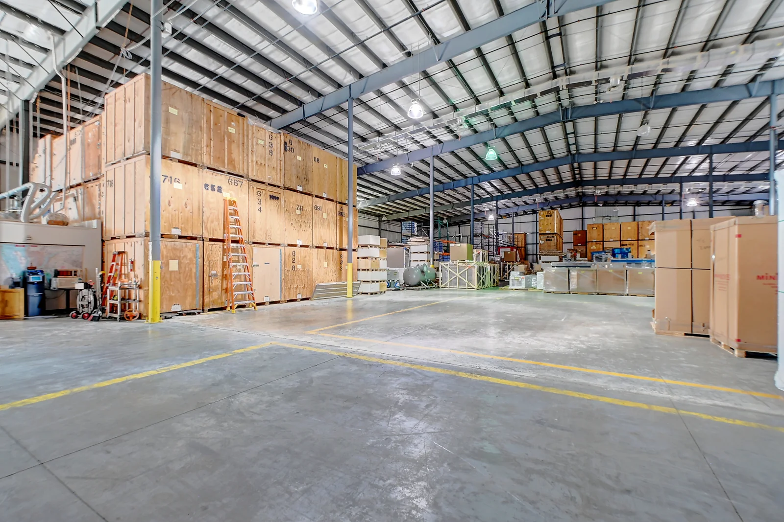 Industrial in Fort Myers, FL - photo 7 - Fort Myers, FL