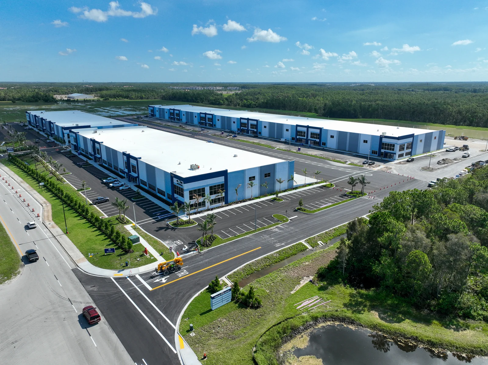 Treeline Trade Center — Lease in Fort Myers, FL, photo 3 of 3