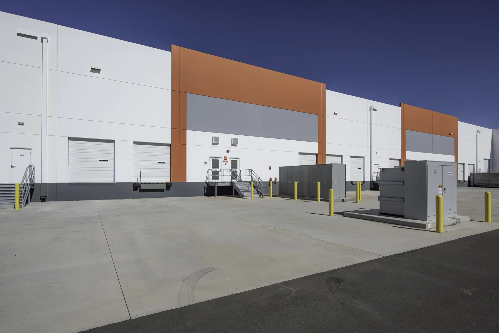 Phelan Pecos Center I - Building B — Sale in Mesa, AZ, photo 3 of 8
