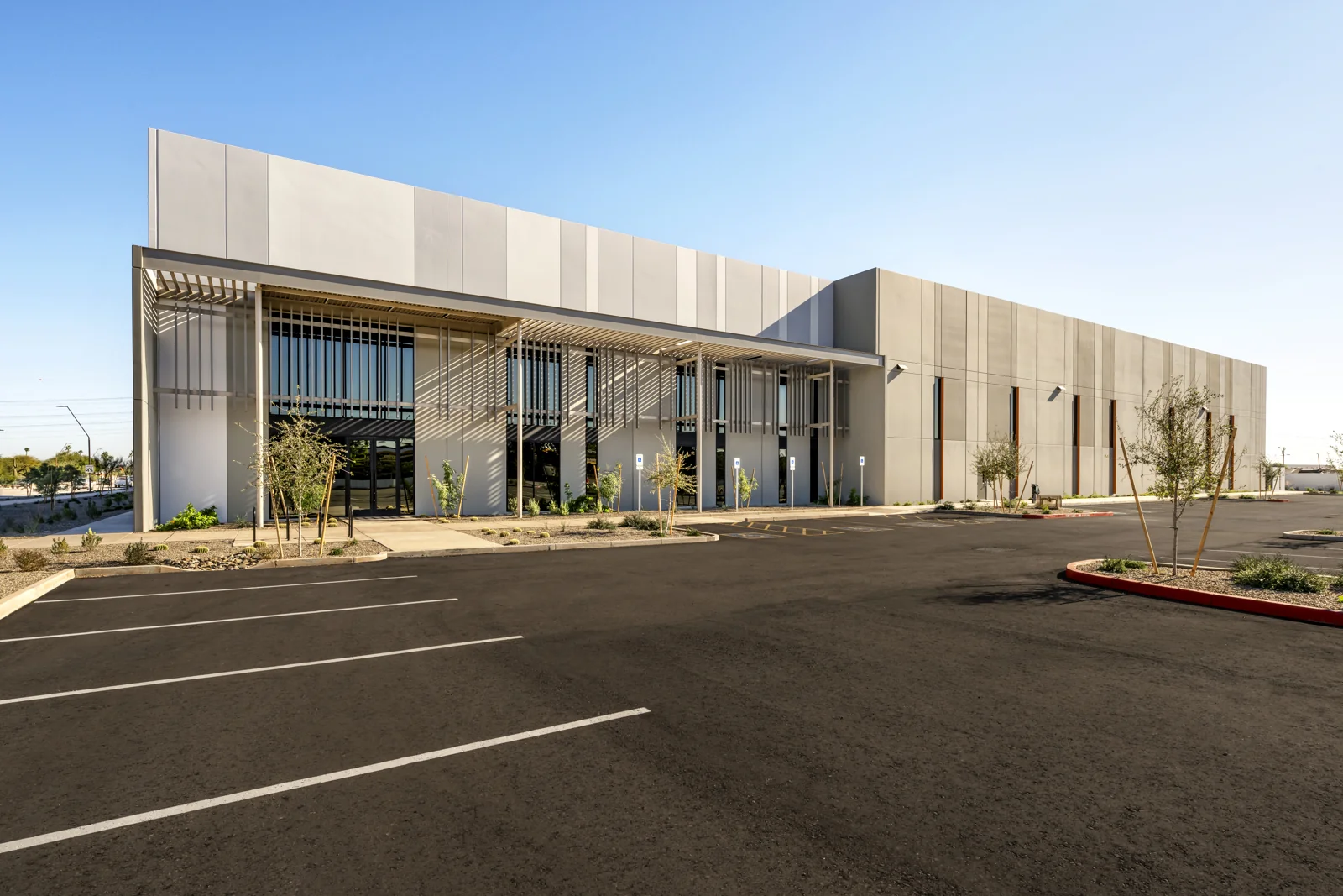 Industrial in Tempe, AZ — Sale in Tempe, AZ, photo 1 of 7