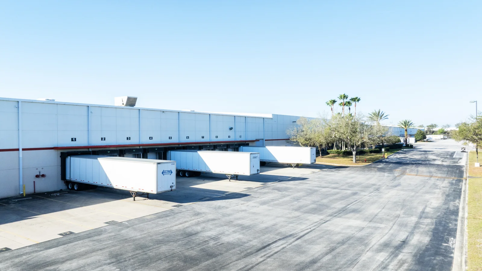 Industrial in Groveland, FL — Lease in Groveland, FL, photo 3 of 4
