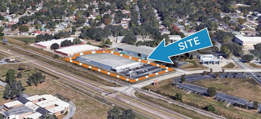 35K SF Warehouse & Showroom — Lease in Lakeland, FL, photo 1 of 8