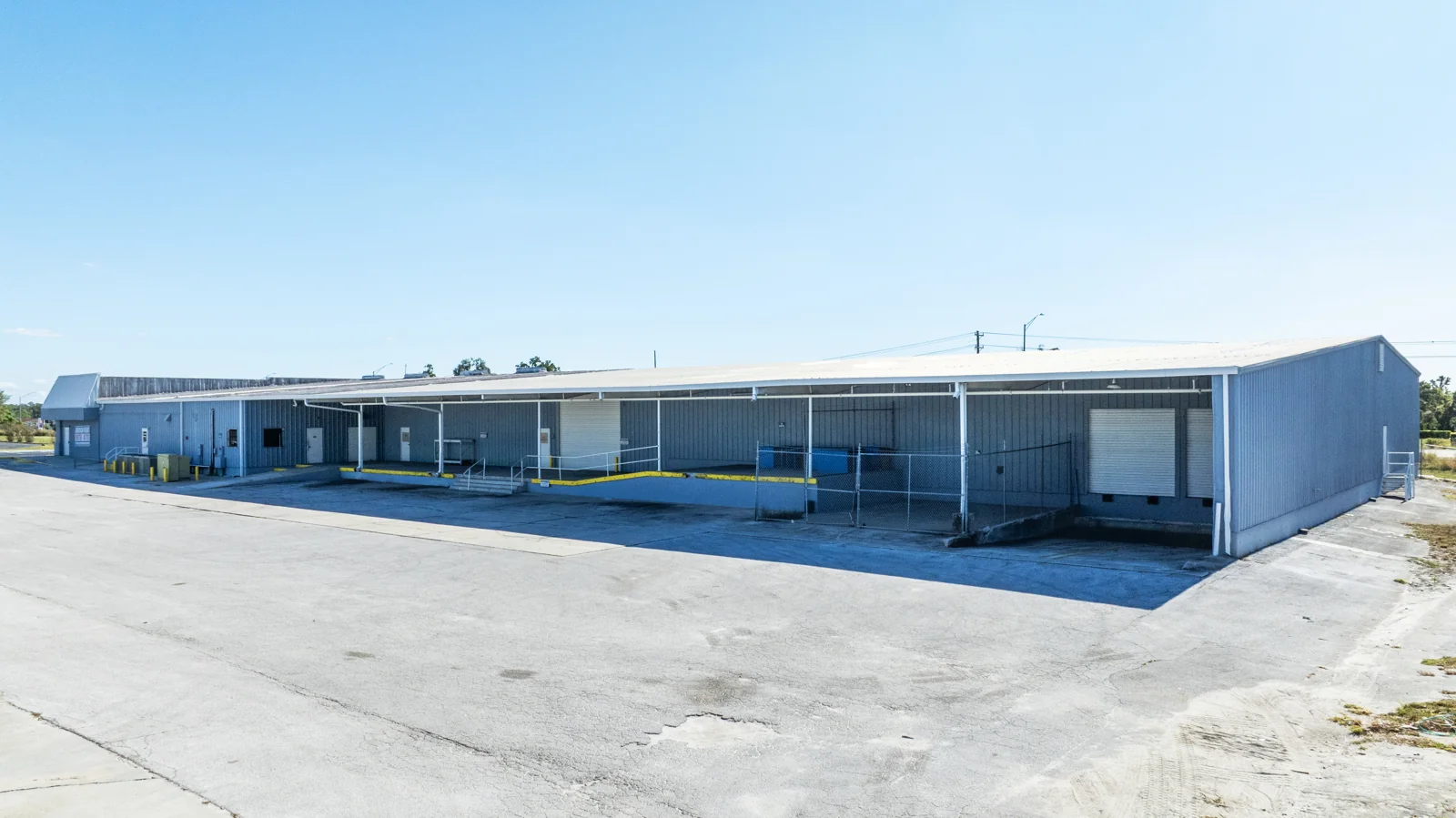 35K SF Warehouse & Showroom — Lease in Lakeland, FL, photo 4 of 8