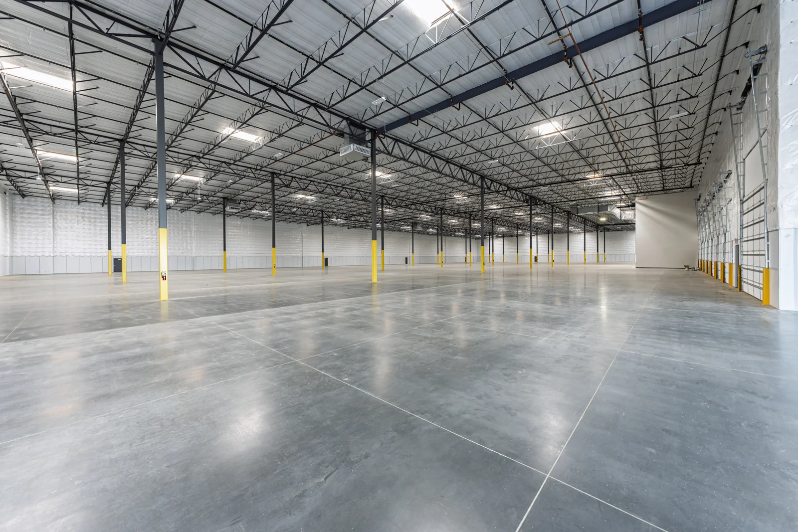 IDI Washington — Sale in Phoenix, AZ, photo 4 of 6