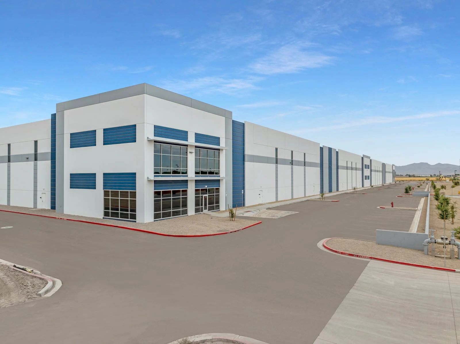 El Mirage Commerce Center — Sale in El Mirage, AZ, photo 1 of 1