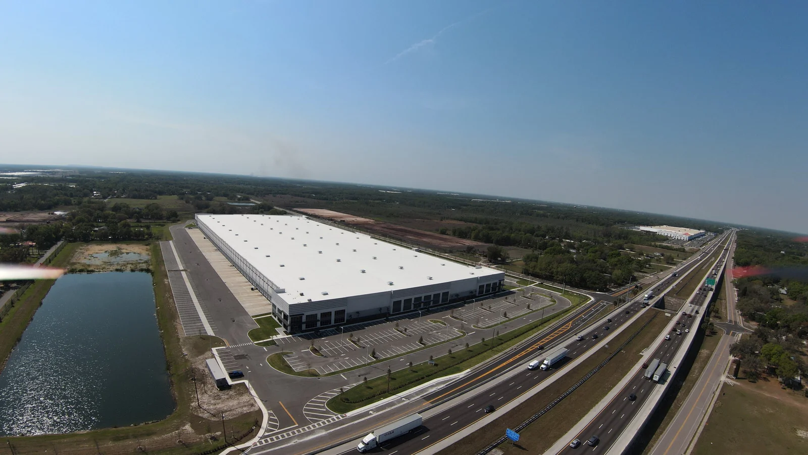 Southern Oaks Business Park — Lease in Plant City, FL, photo 1 of 8