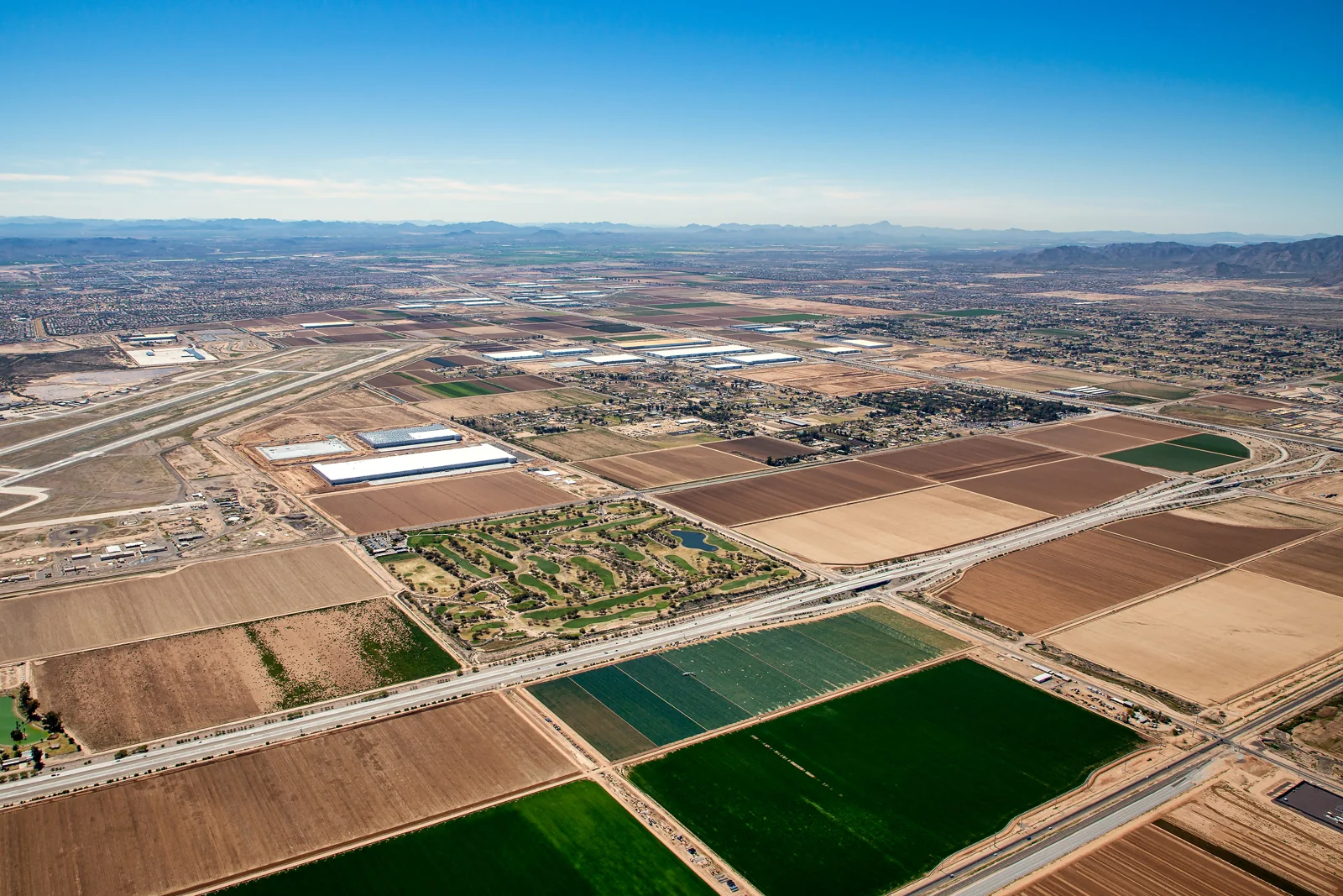 Permit Ready! 200,000 SF - 1,300,000 SF. Heavy… — Sale in Glendale, AZ, photo 2 of 3