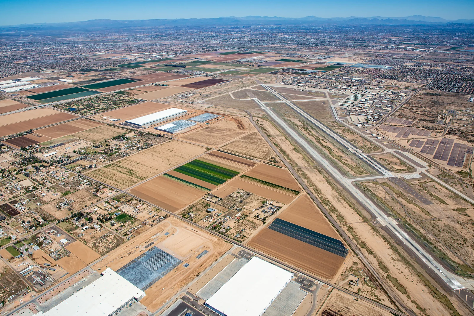 Permit Ready! 200,000 SF - 1,300,000 SF. Heavy… — Sale in Glendale, AZ, photo 3 of 3
