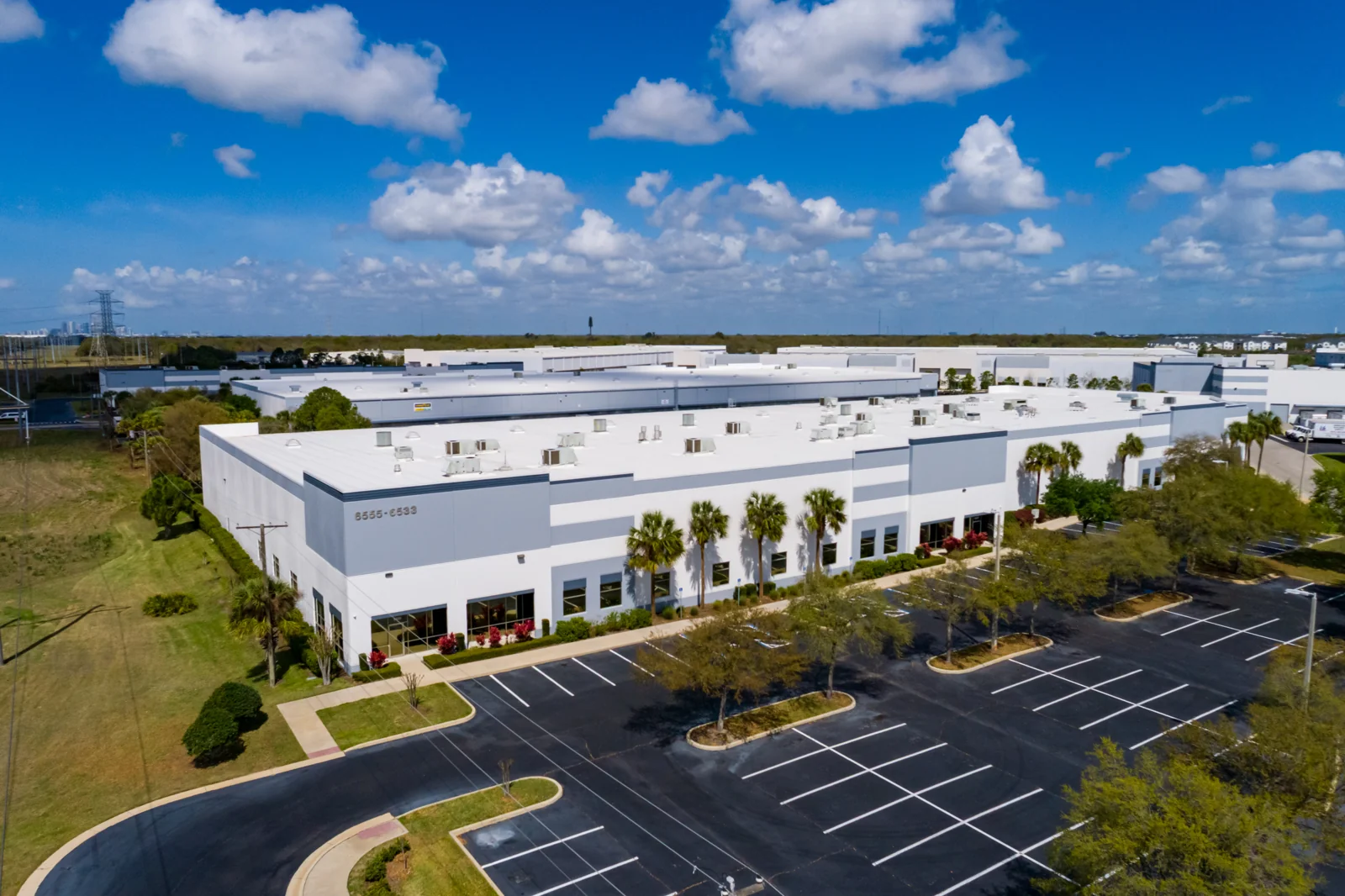 Oak Creek Commerce Park VI — Lease in Riverview, FL, photo 1 of 1
