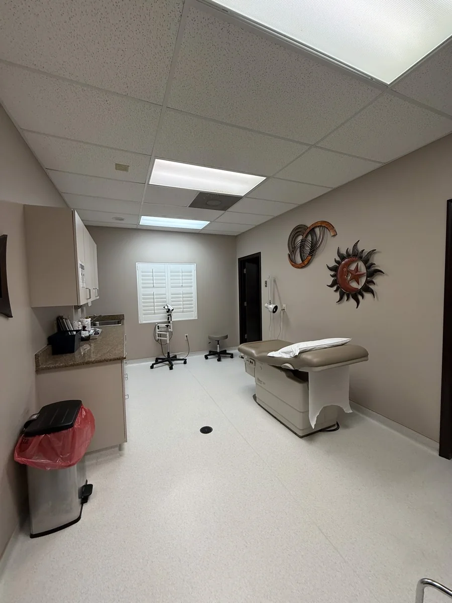 Big Bend Professional Center - photo 7 - Gibsonton, FL