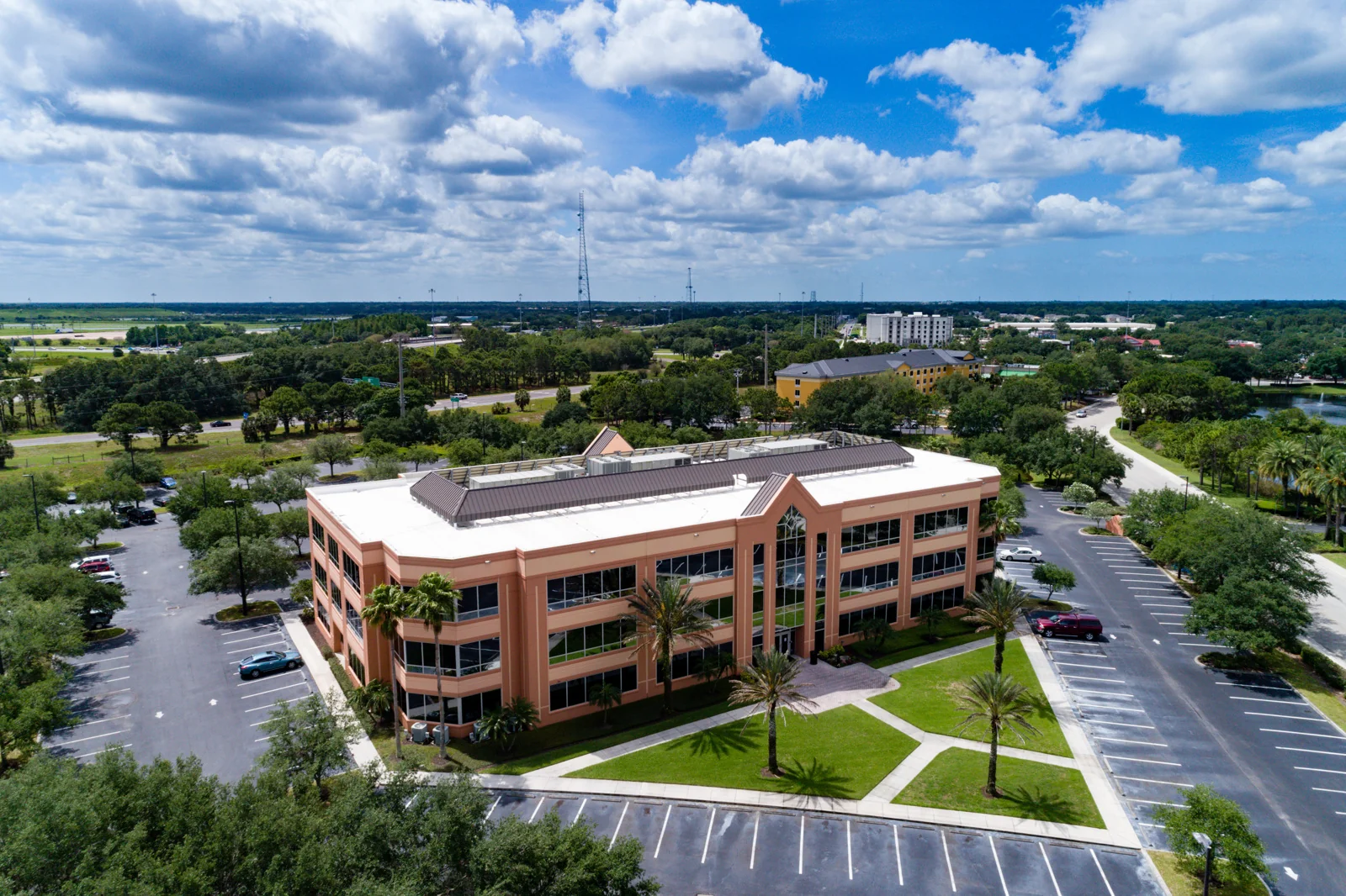 Gateway Professional Center - 301-551 N Cattlemen — Lease in Sarasota, FL, photo 1 of 3