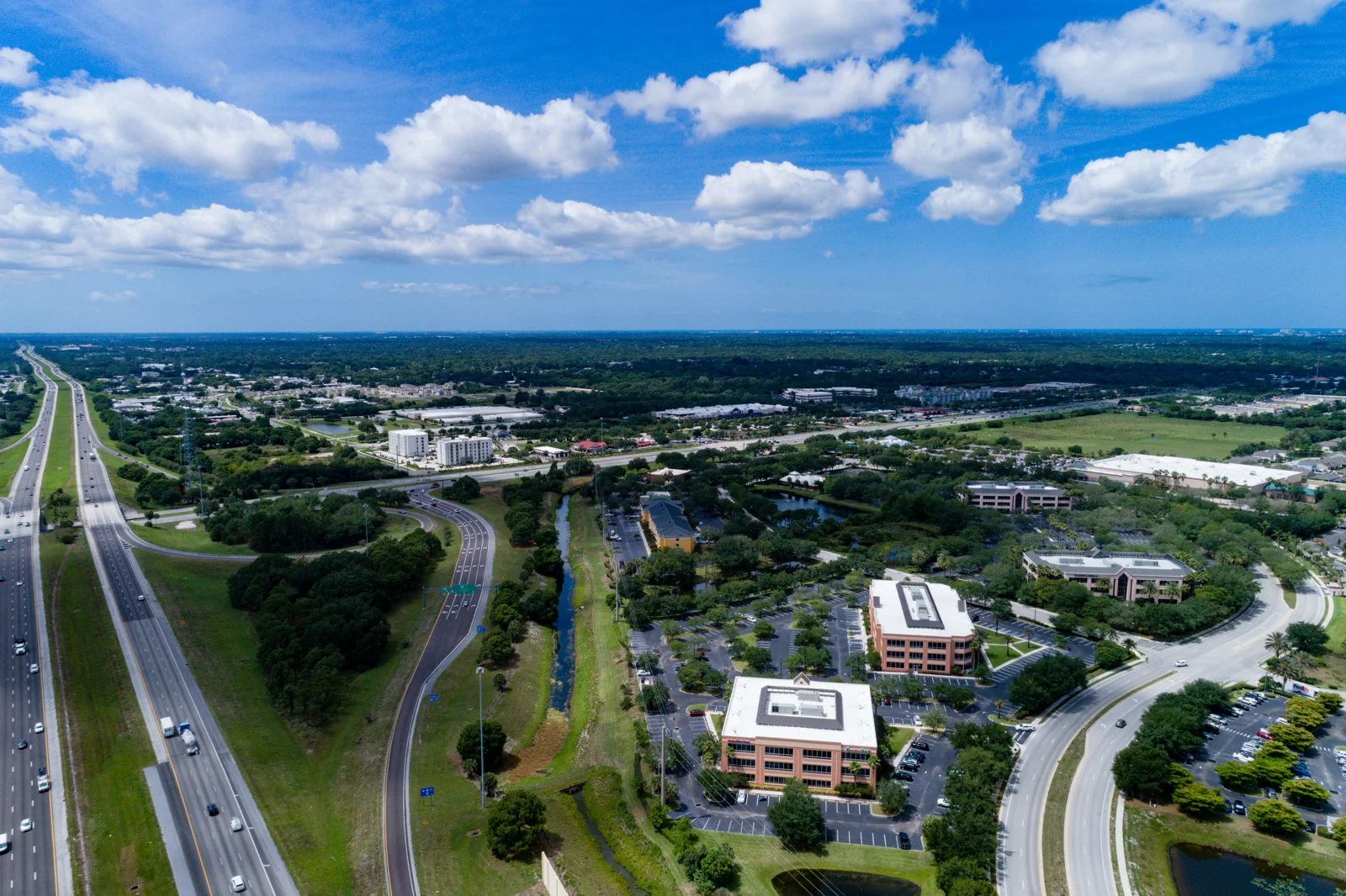 Gateway Professional Center - 301-551 N Cattlemen — Lease in Sarasota, FL, photo 2 of 3
