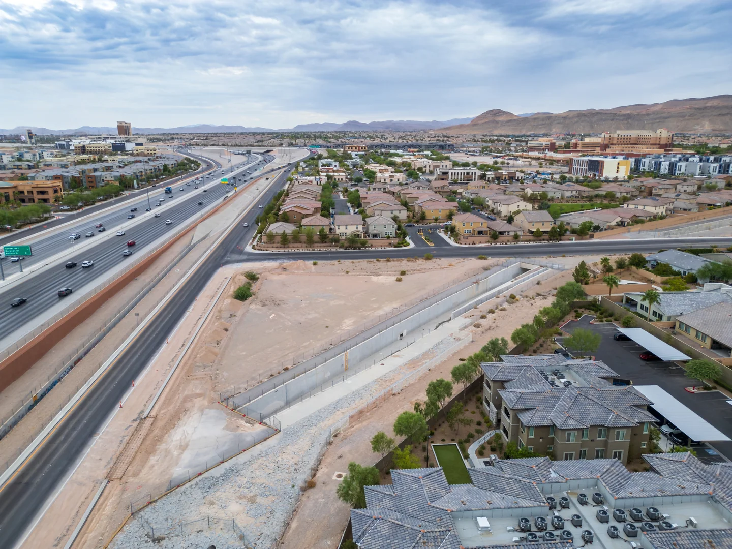 Property in Unknown, XX - photo 2 - Las Vegas, NV