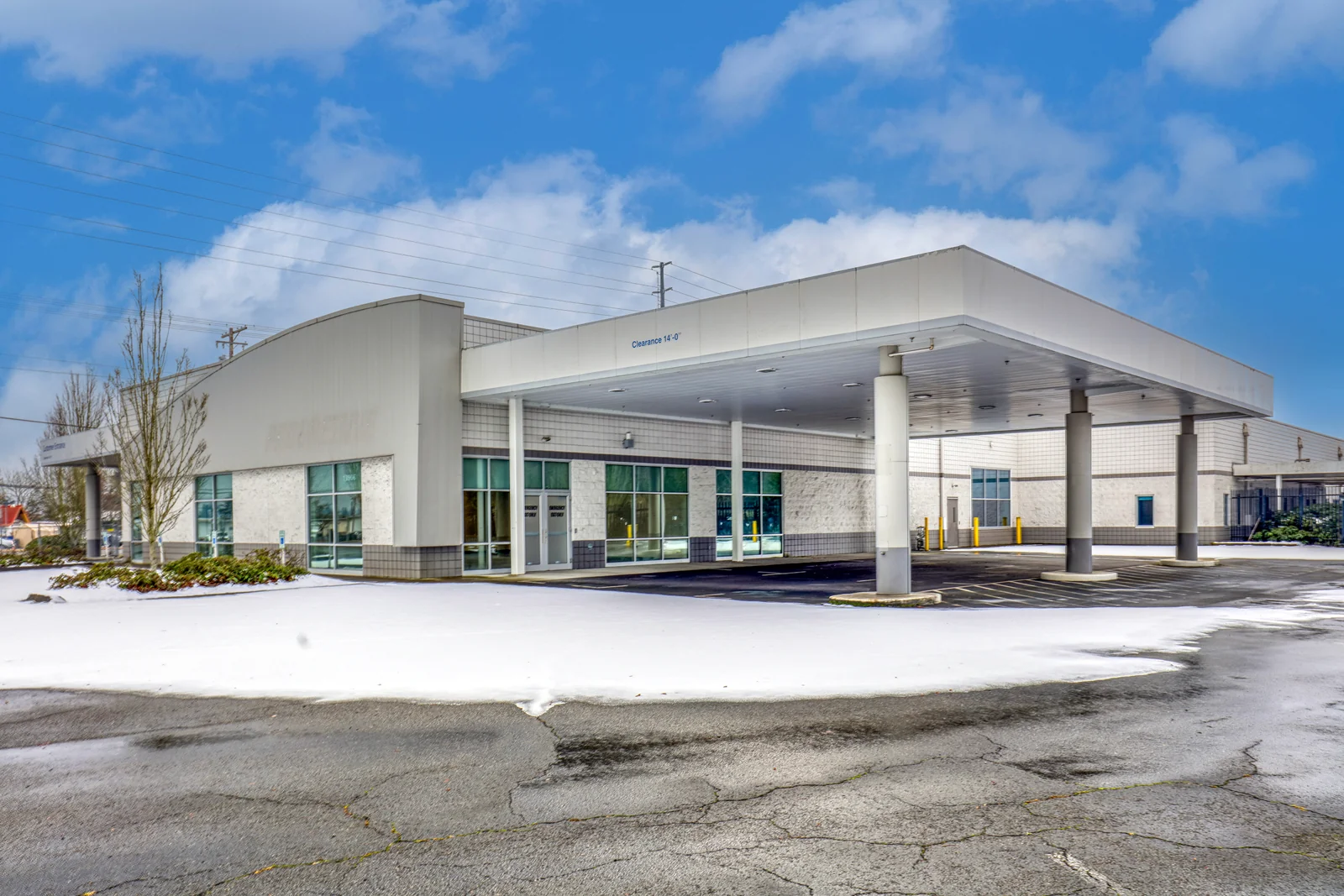 13906 Highway 99 Building — Sale in Lynnwood, WA, photo 2 of 8