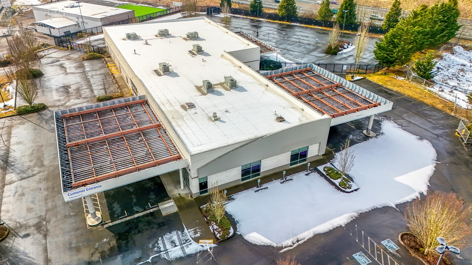 13906 Highway 99 Building — Sale in Lynnwood, WA, photo 3 of 8