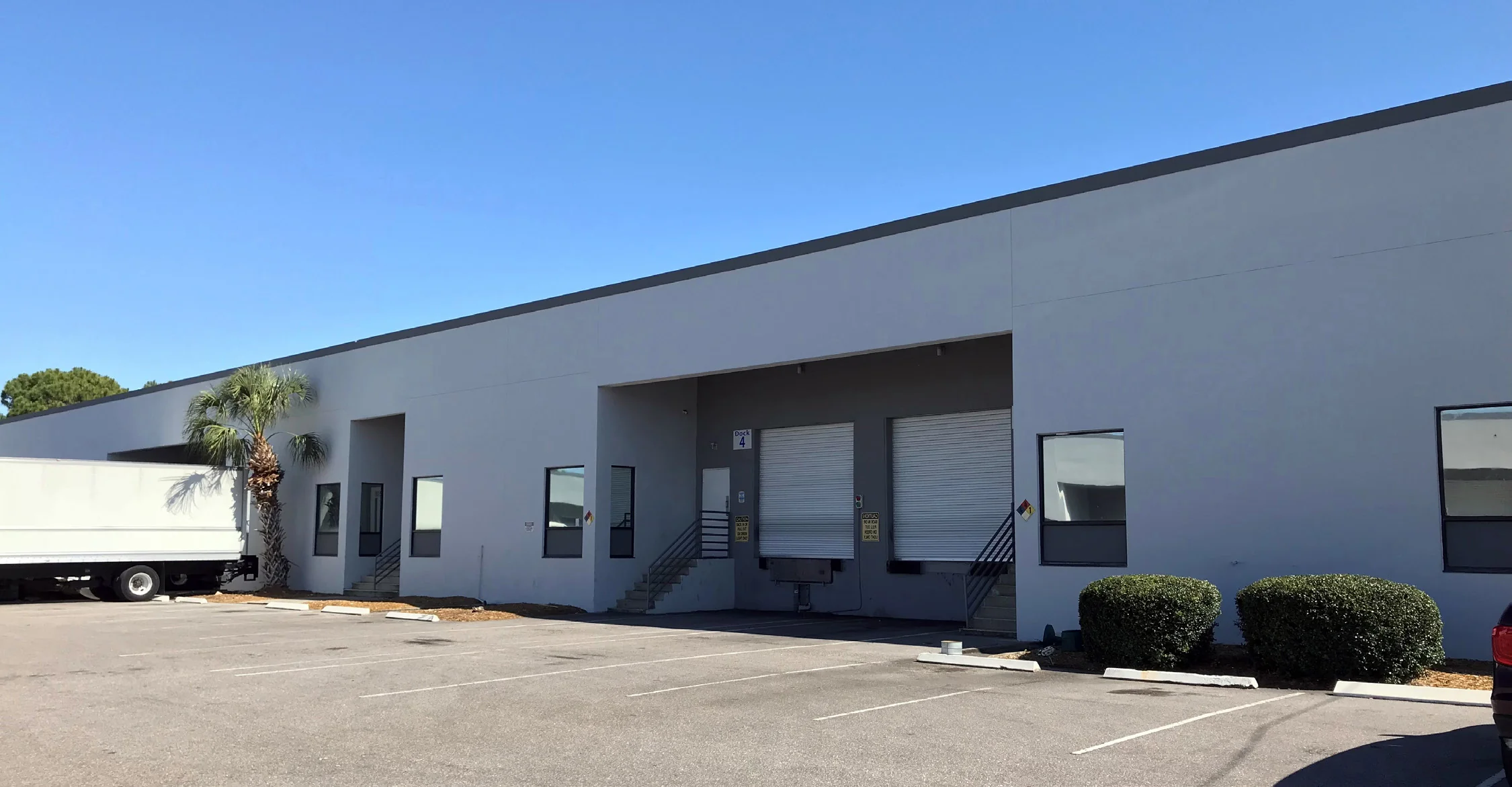 5502-5518 Pioneer Park Blvd. — Lease in Tampa, FL, photo 1 of 1