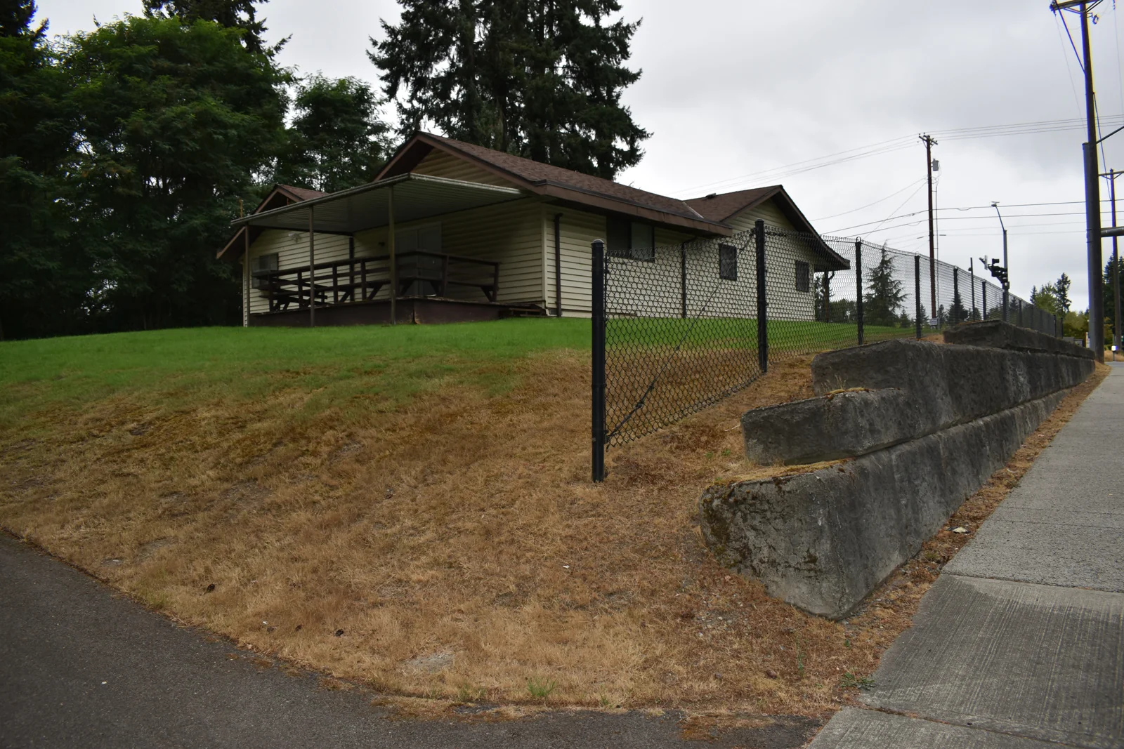 8522 128th Street E — Sale in Puyallup, WA, photo 4 of 5