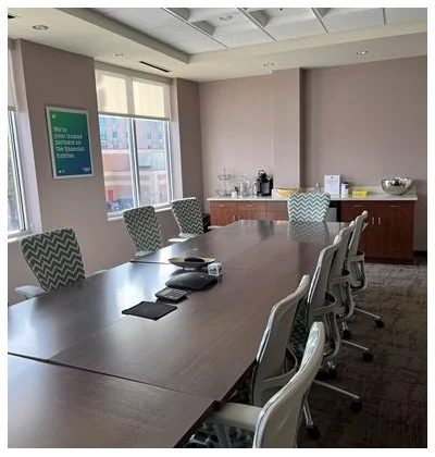Summit Bank Office Building — Lease in Charleston, WV, photo 2 of 7