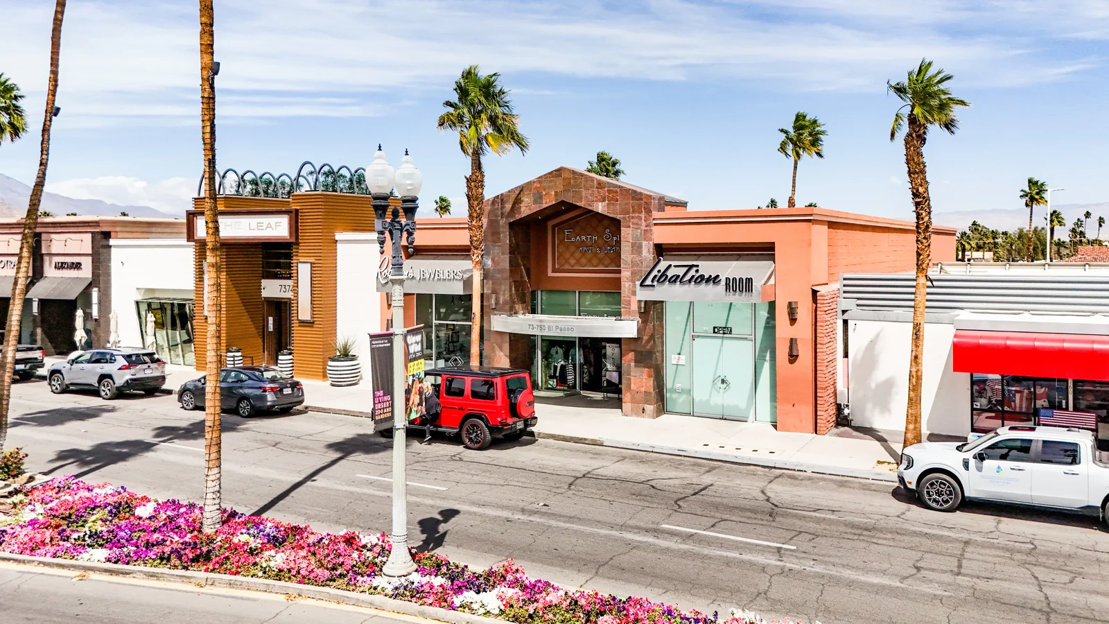 Retail in Palm Desert, CA — Sale in Palm Desert, CA, photo 1 of 3