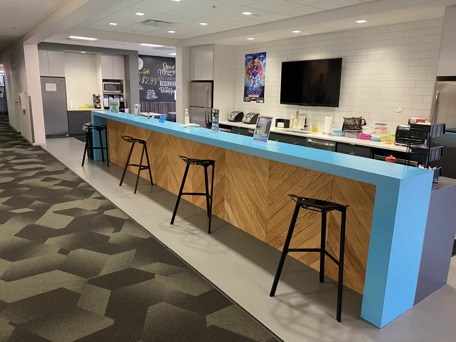 Plug & Play Sublease in Gateway Area — Lease in St. Petersburg, FL, photo 2 of 8