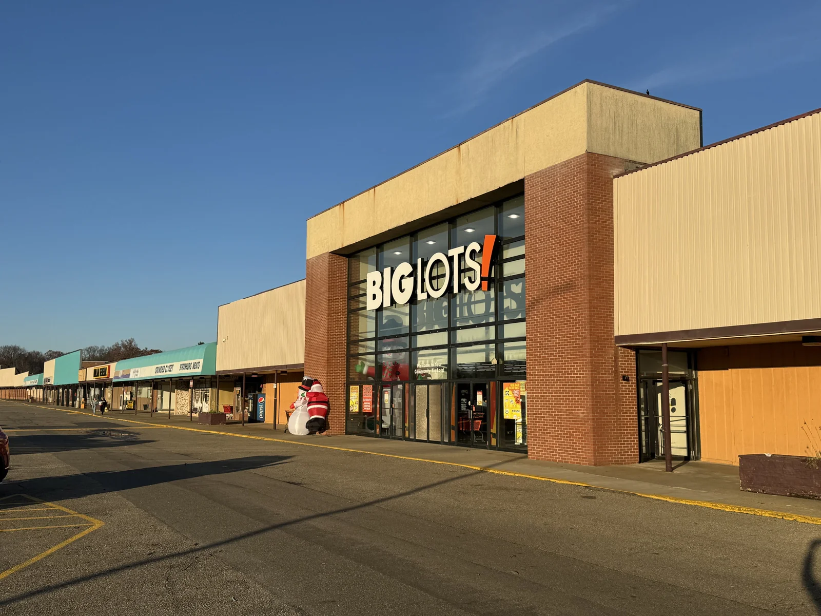 Meyers Lake Plaza — Lease in Canton, OH, photo 7 of 8