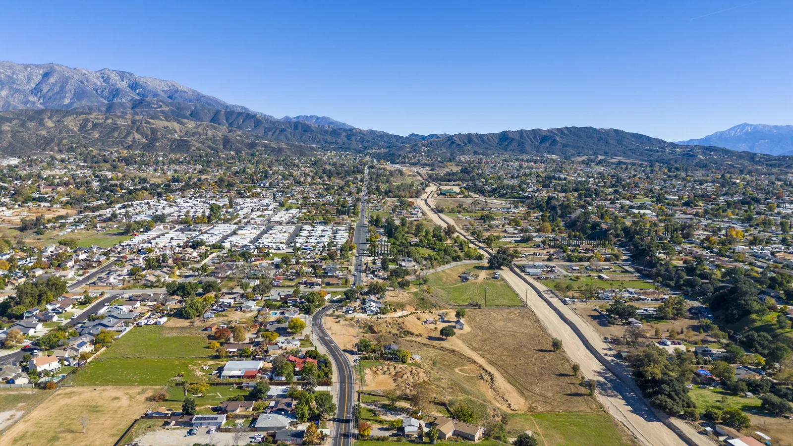 Property in Unknown, XX - photo 21 - Yucaipa, CA