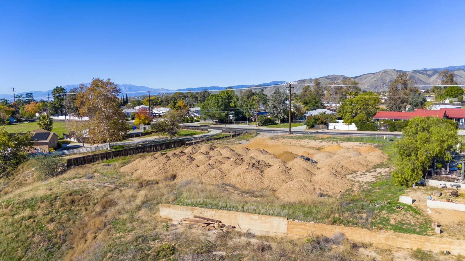 Property in Unknown, XX - photo 9 - Yucaipa, CA