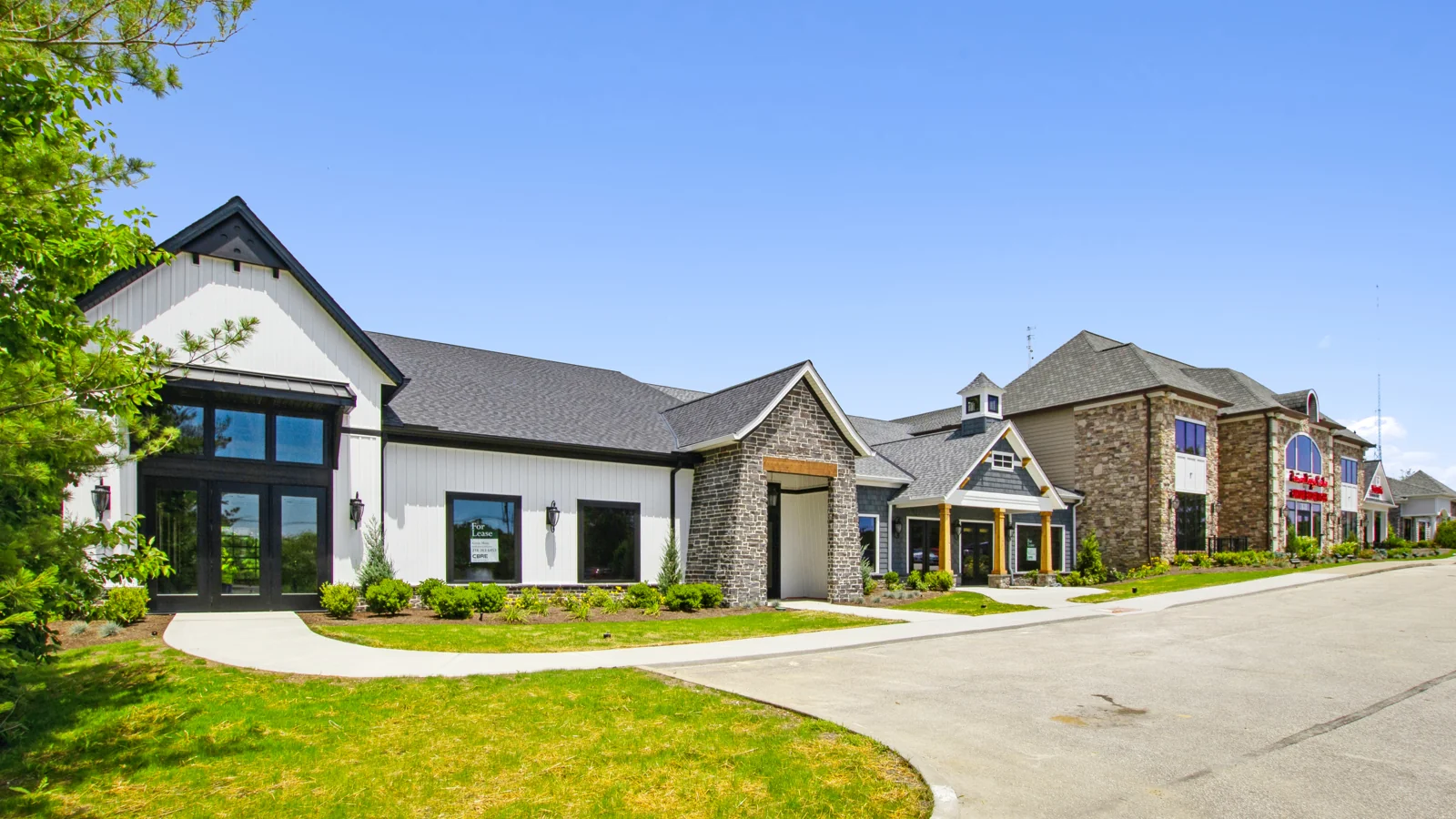2,500 - 10,000 SF New Construction Retail Available — Lease in Chesterland, OH, photo 2 of 4