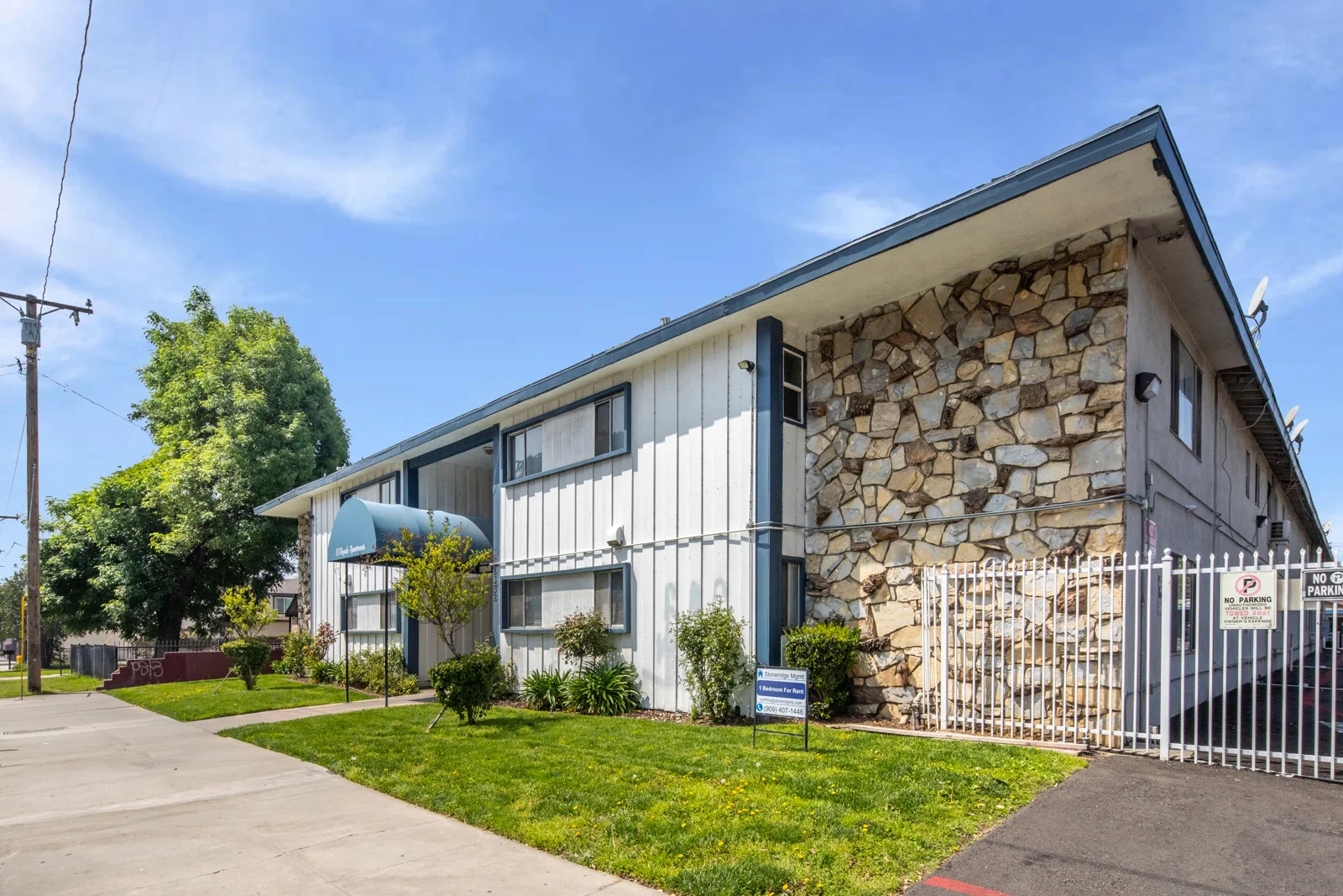 El Royale Apartments — Sale in San Bernardino, CA, photo 5 of 8