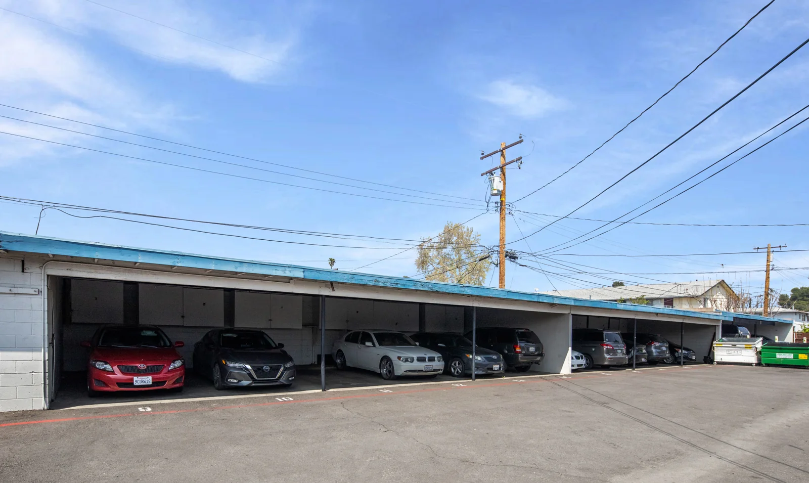 El Royale Apartments — Sale in San Bernardino, CA, photo 6 of 8