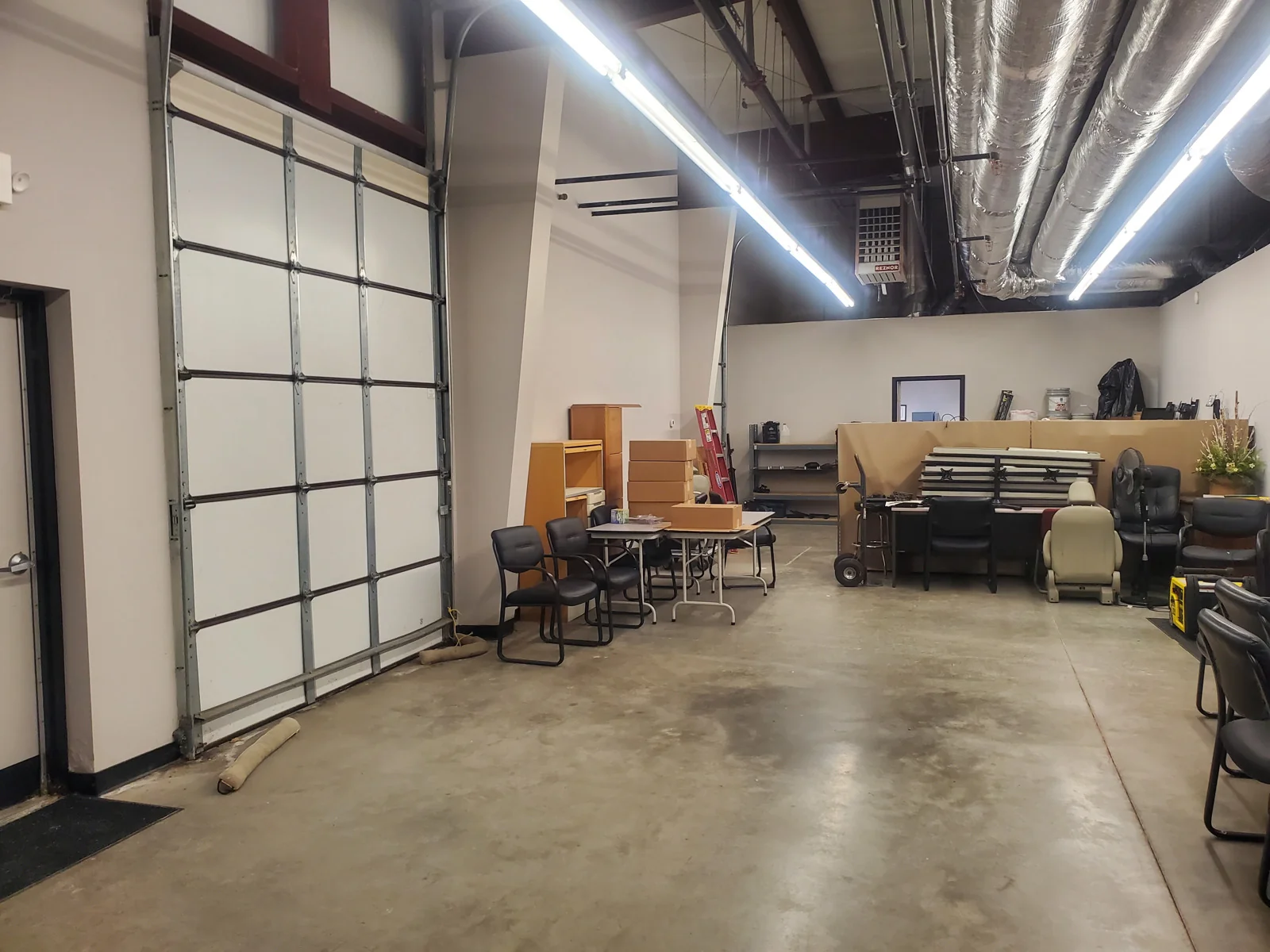 6190 Cochran Road, Suite D - photo 2 - Solon, OH