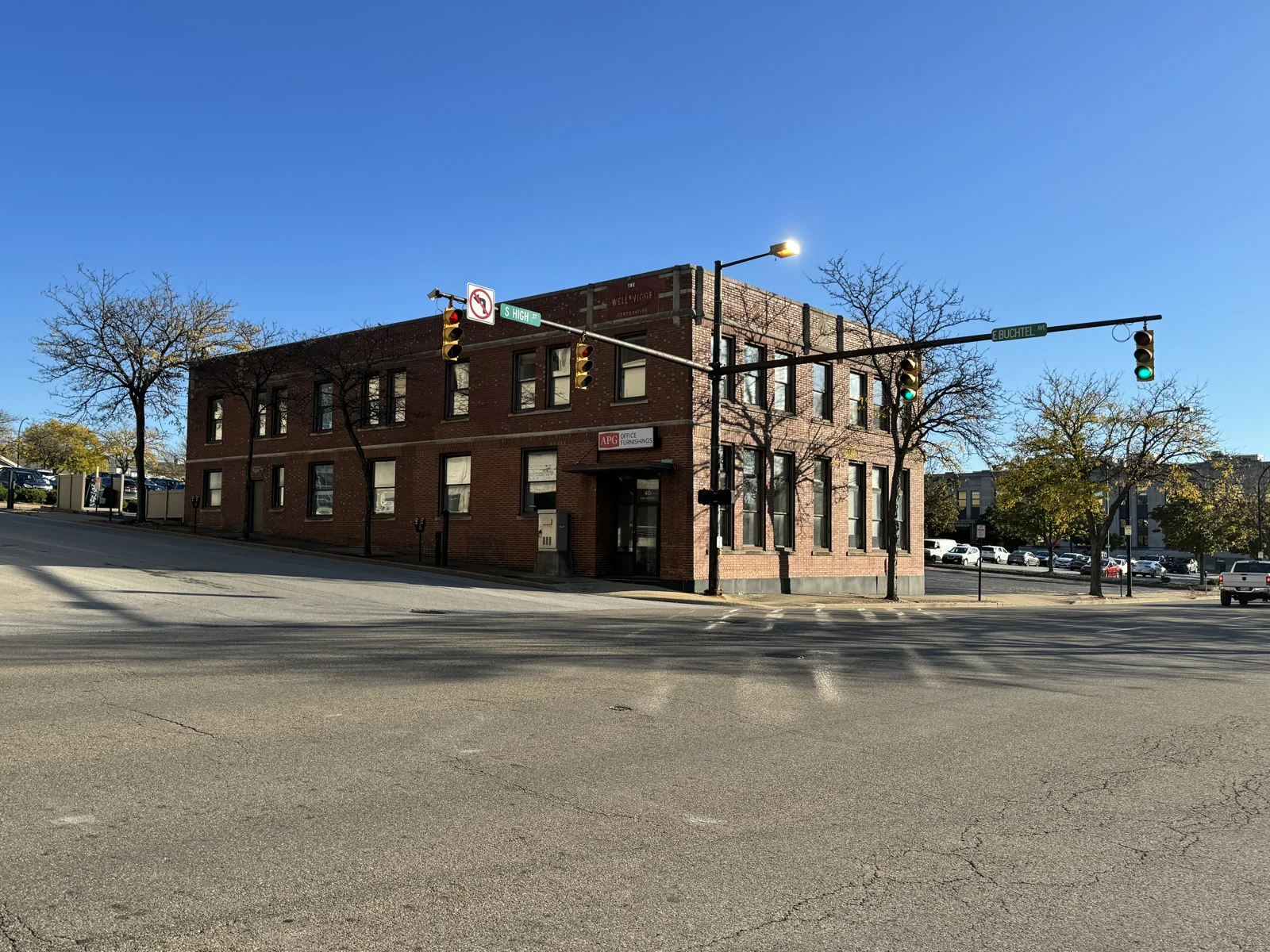 Office in Akron, OH — Lease in Akron, OH, photo 2 of 6