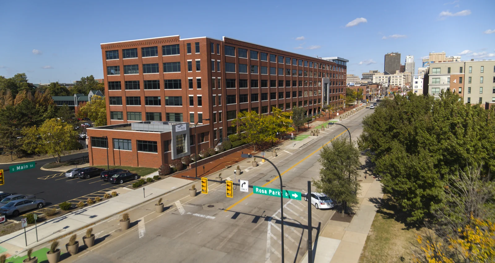 AES Business Campus — Lease in Akron, OH, photo 3 of 8