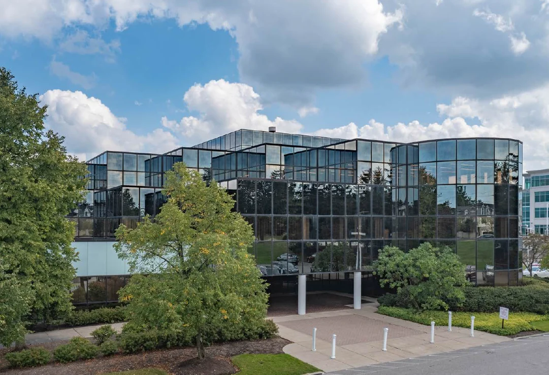 Landmark Centre — Lease in Beachwood, OH, photo 1 of 7