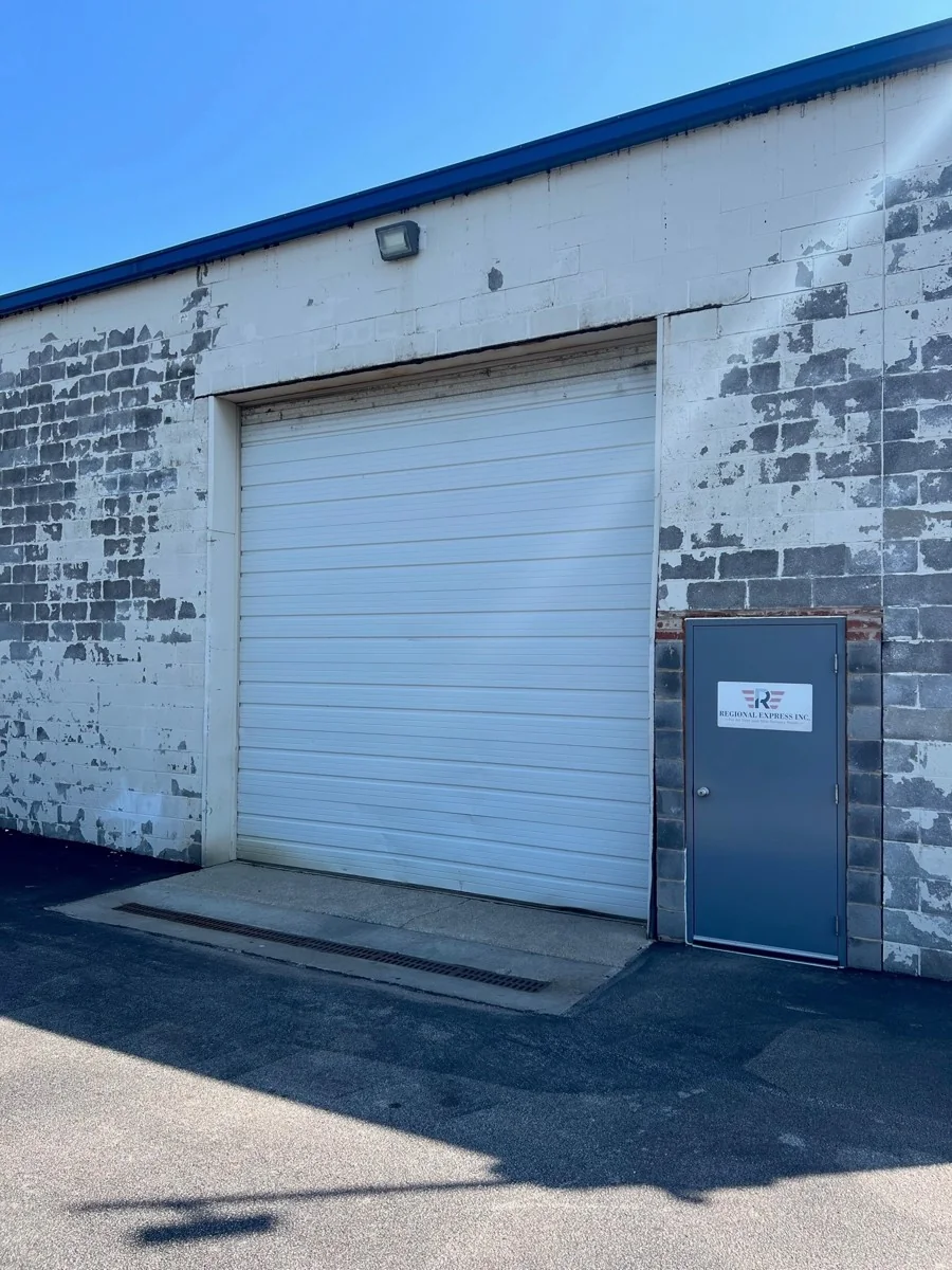 Rare Find – Small Industrial Space with Paved 1-Acre… — Lease in Wickliffe, OH, photo 2 of 3