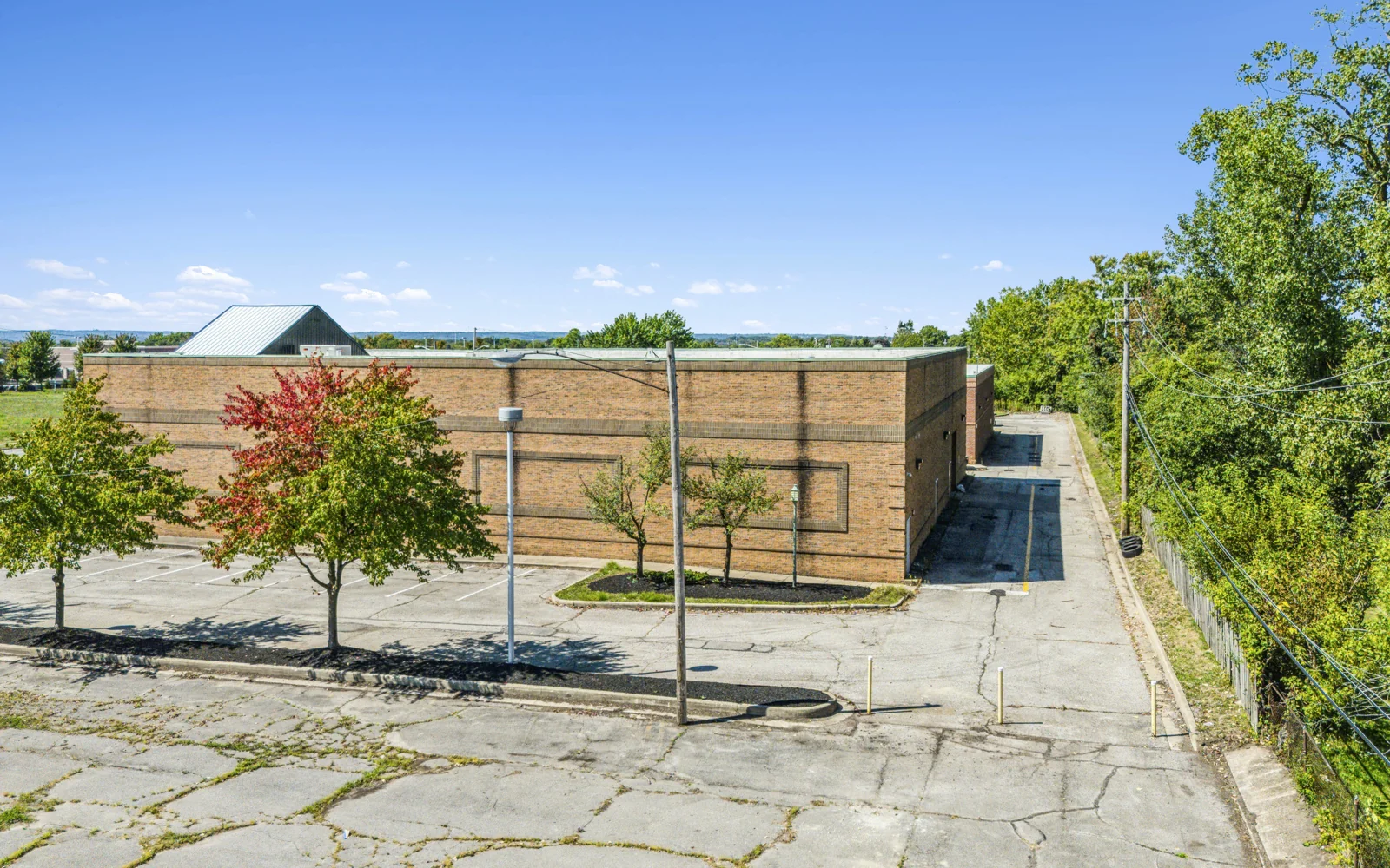 ±12,531 SF / 2 Acre Former NTB Building — Lease in Bedford, OH, photo 7 of 8