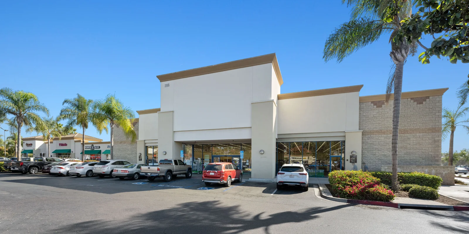 Imperial Marketplace — Sale in San Diego, CA, photo 1 of 7