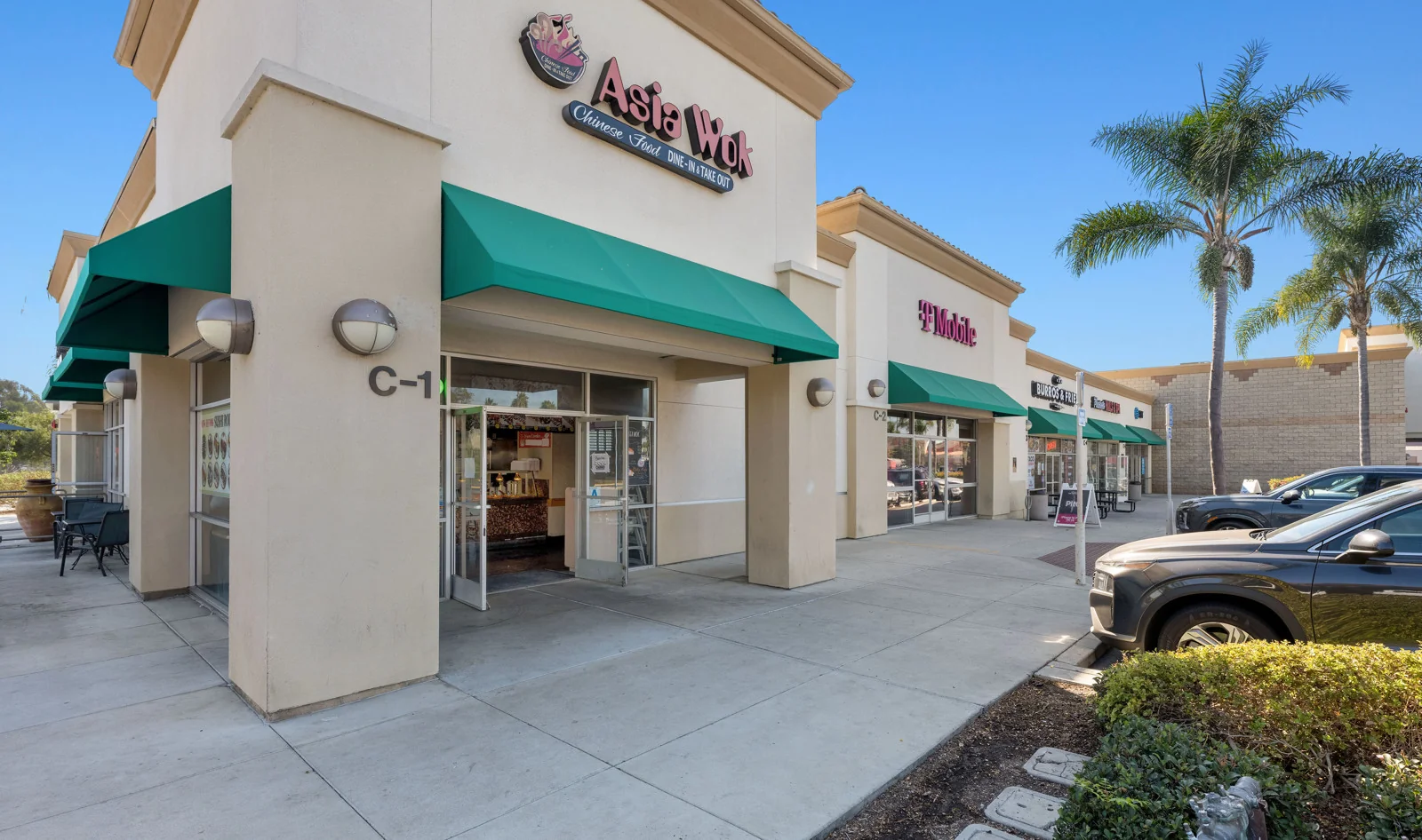 Imperial Marketplace — Sale in San Diego, CA, photo 4 of 7