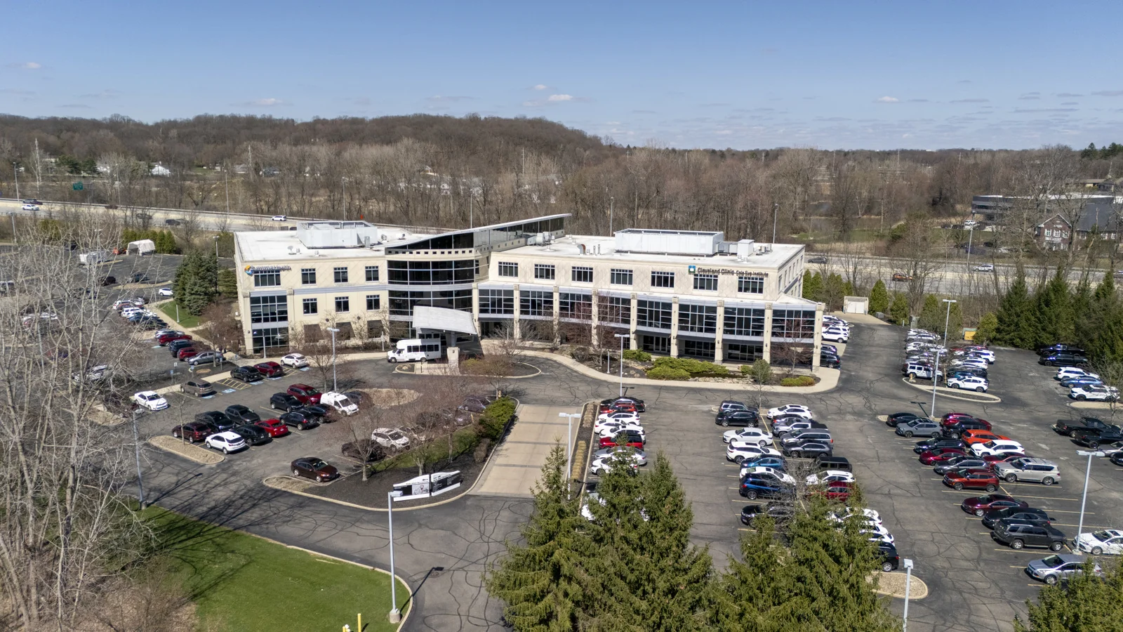 One Park West — Lease in Akron, OH, photo 2 of 8
