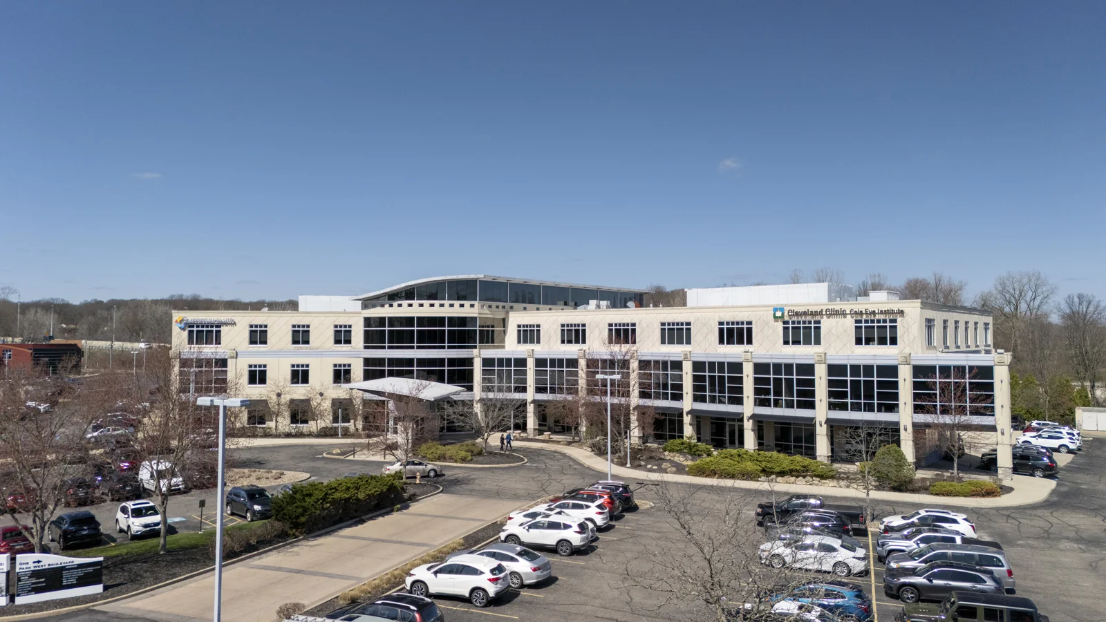 One Park West — Lease in Akron, OH, photo 4 of 8