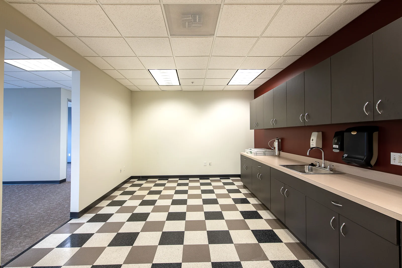 51 Park West — Lease in Akron, OH, photo 4 of 8